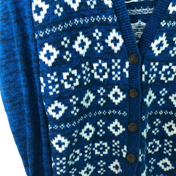 Festive holiday cardigan - Picture 6 of 8